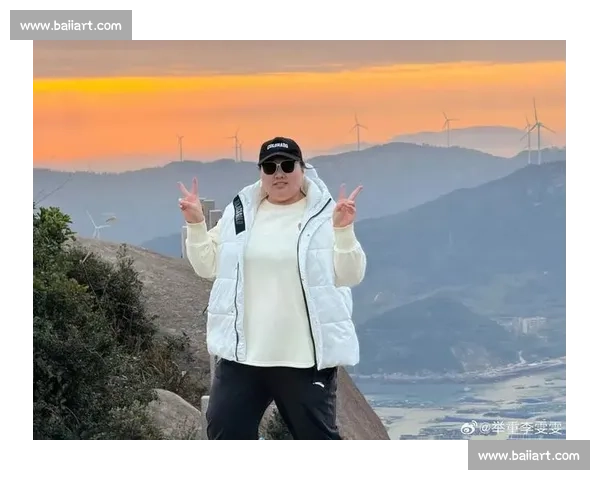 稳稳上分！奥运冠军李雯雯携 iPhone 17 Pro 为马尾文旅续航